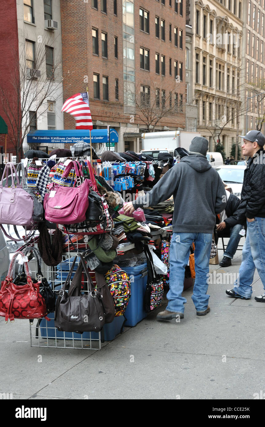 Fake bag seller, New York, USA Stock Photo - Alamy