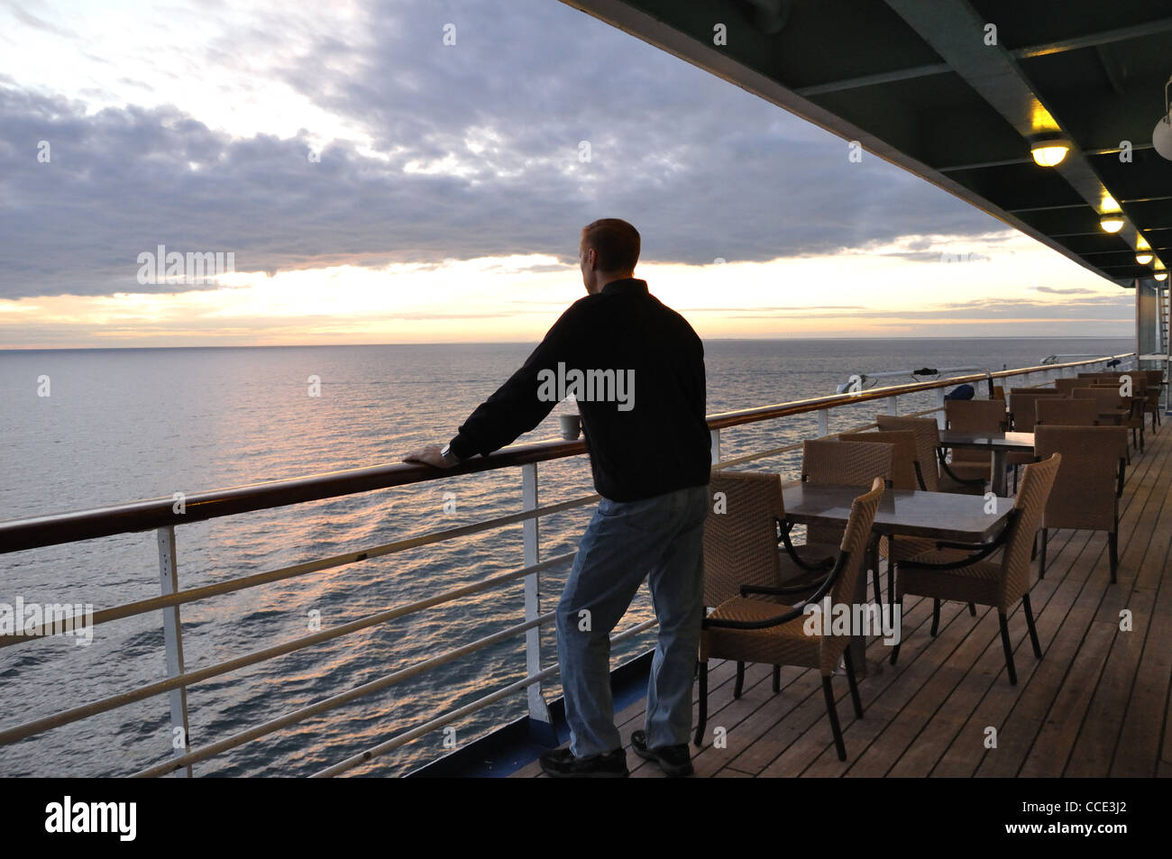 Cruise ship sunset Stock Photo - Alamy