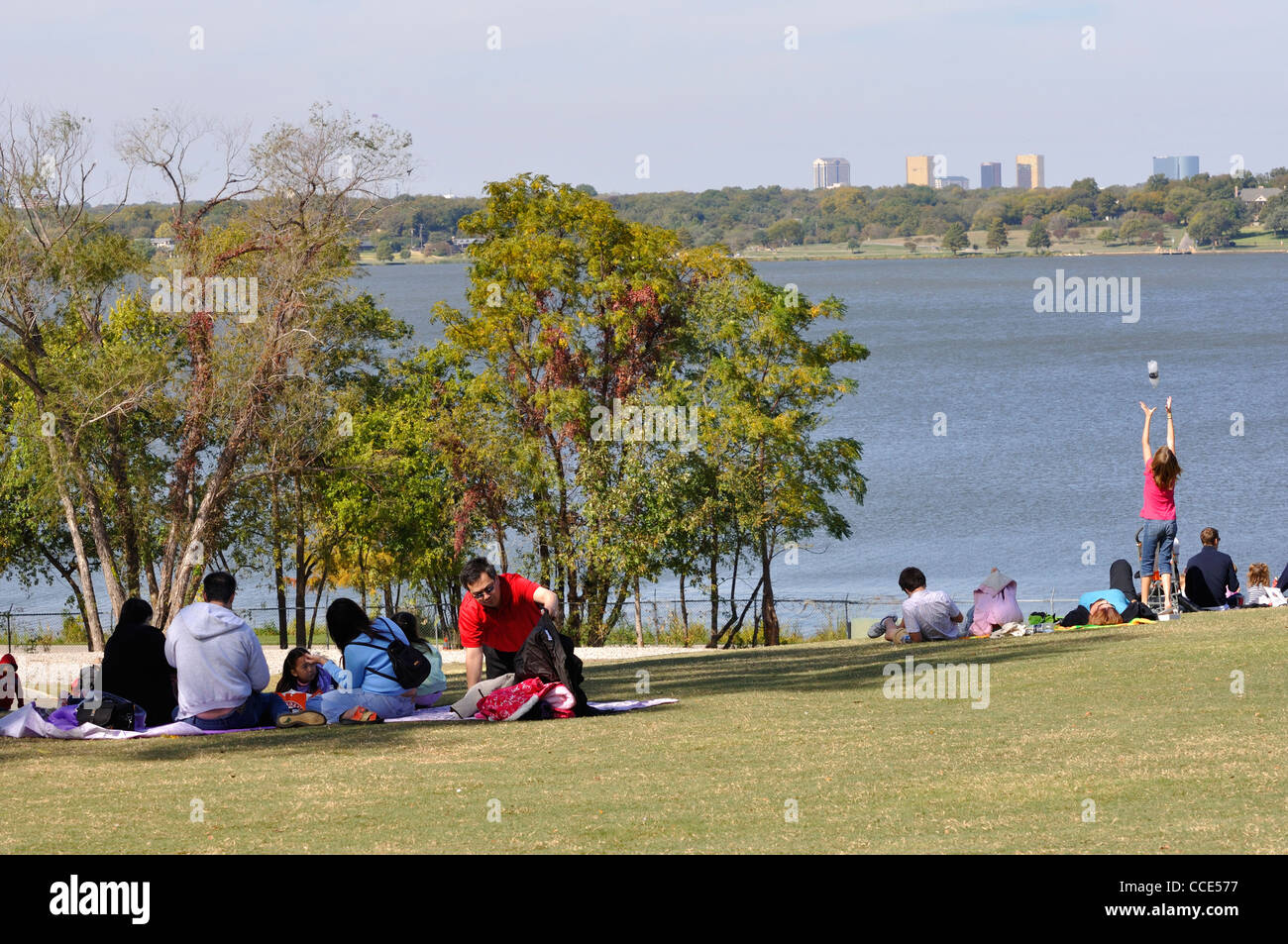 Dallas Arboretum, Texas, USA family on picnic Stock Photo Alamy
