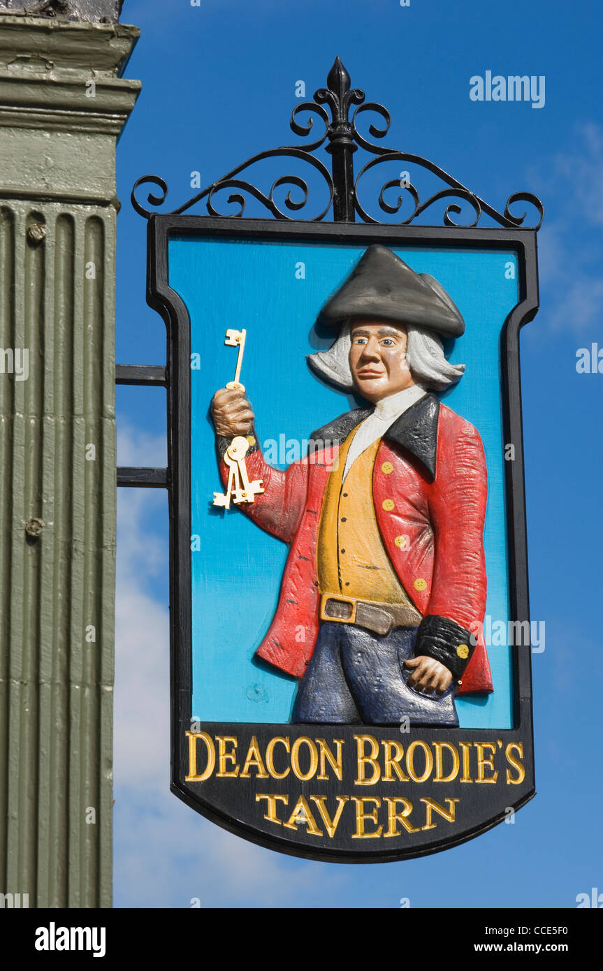 Sign outside the famous Edinburgh pub Deacon Brodie's Tavern, Scotland. Stock Photo