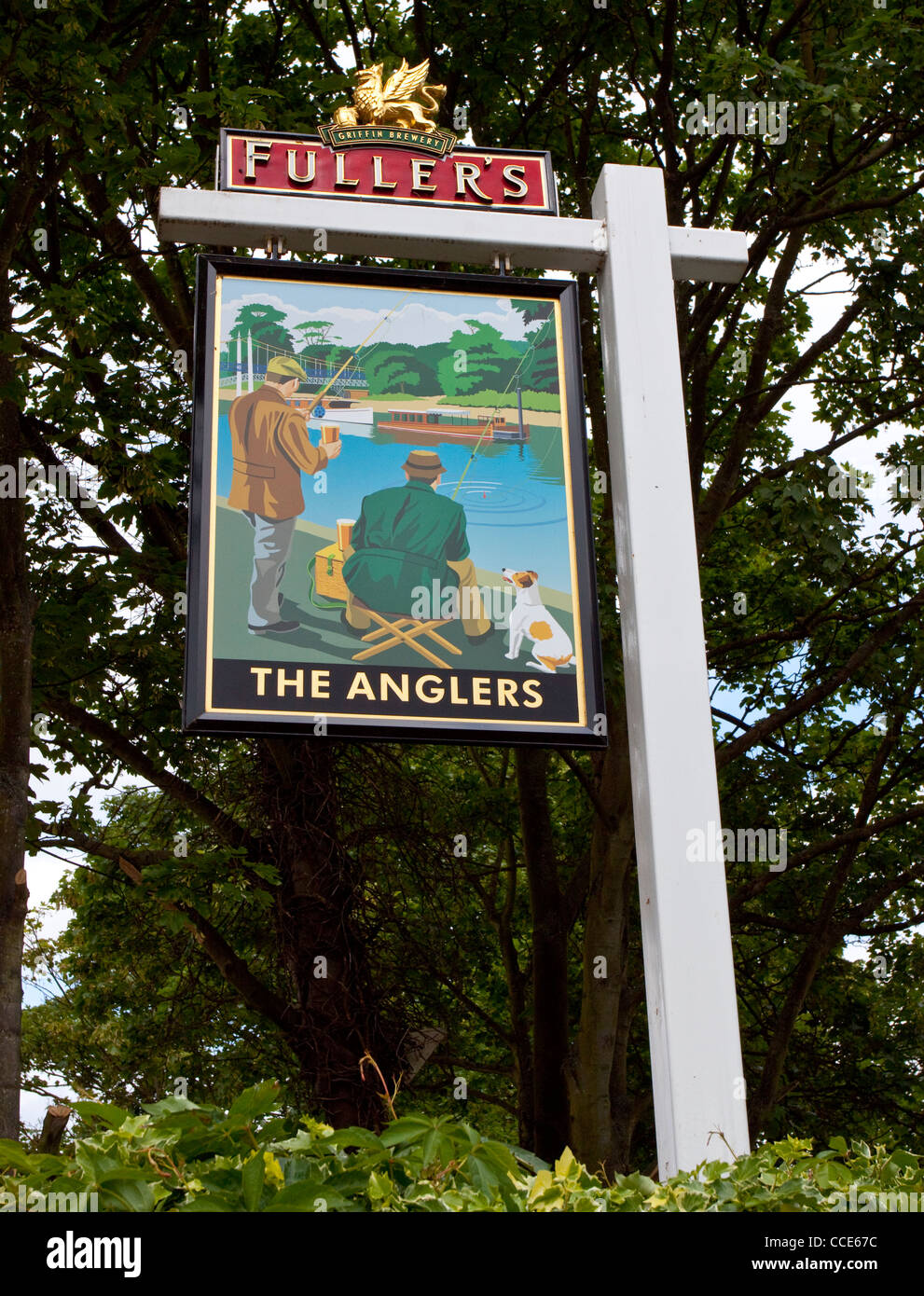 The Anglers Public House Sign Teddington Lock Next to Teddington Studio and the River Thames Stock Photo