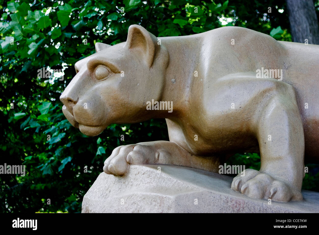 Penn state lion statue hires stock photography and images Alamy