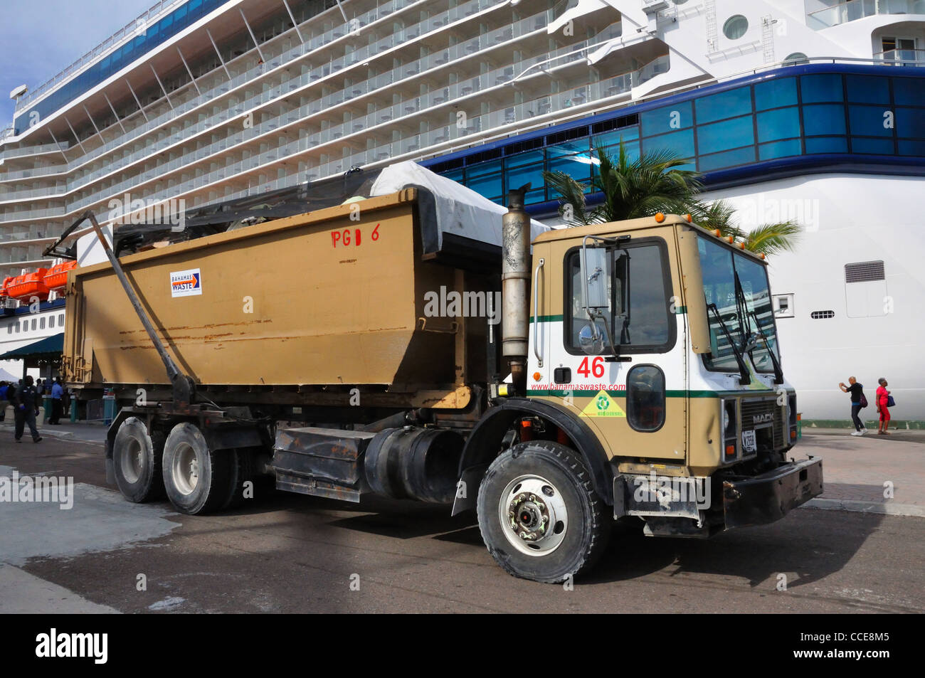 Garbage truck, Nassau cruise ship port, Bahamas Stock Photo Alamy