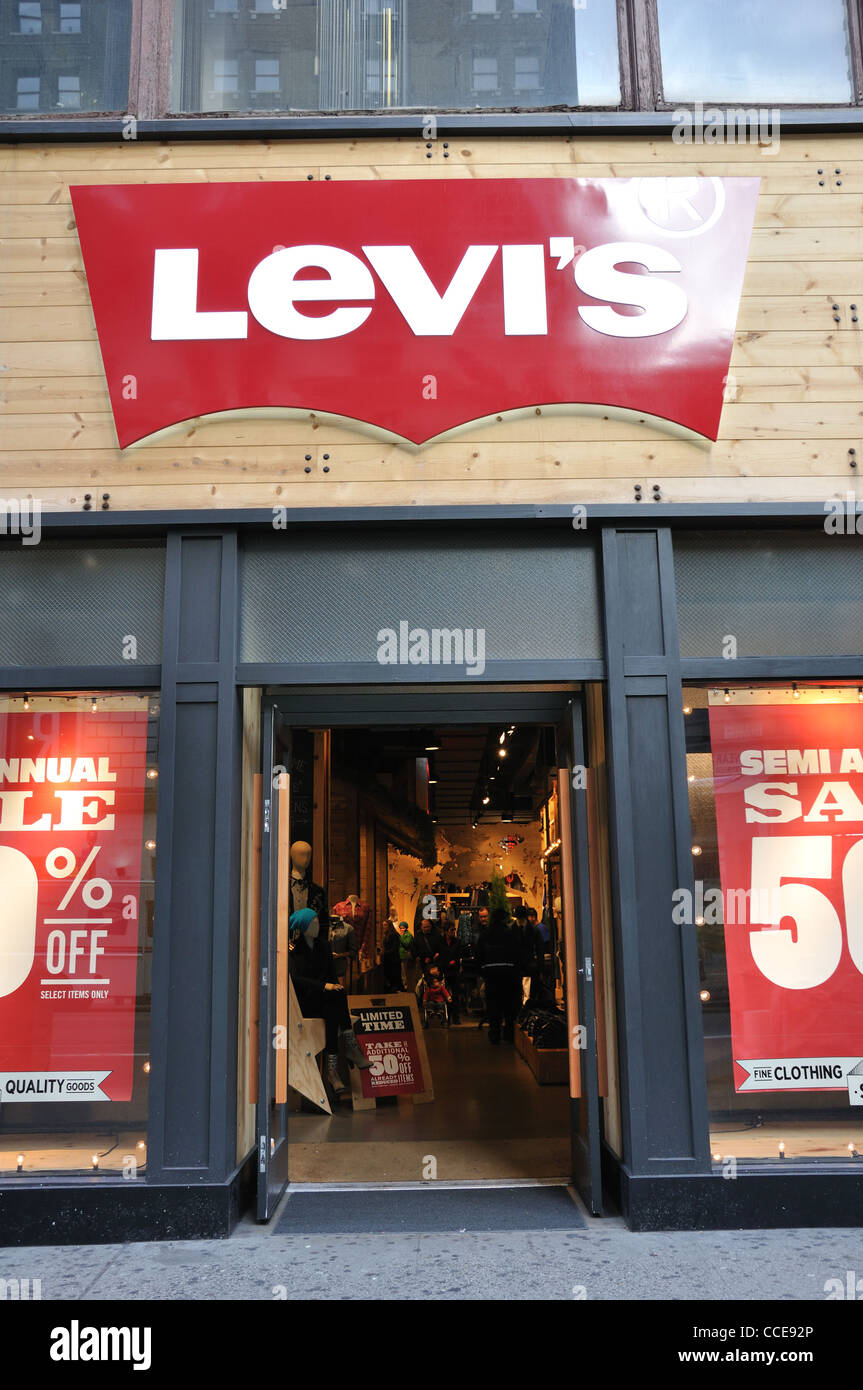 Opwekking werkelijk vliegtuigen Levi's jeans store, New York, USA Stock Photo - Alamy