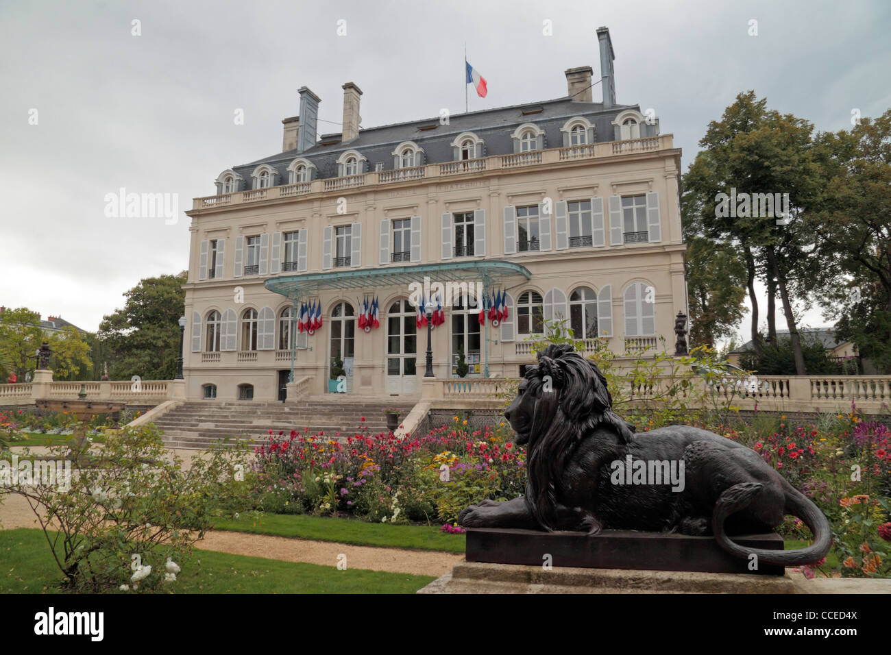 Rear garden view of the Hôtel de Ville (town hall) in Épernay, Champagne-Ardenne, Marne, France. Stock Photo