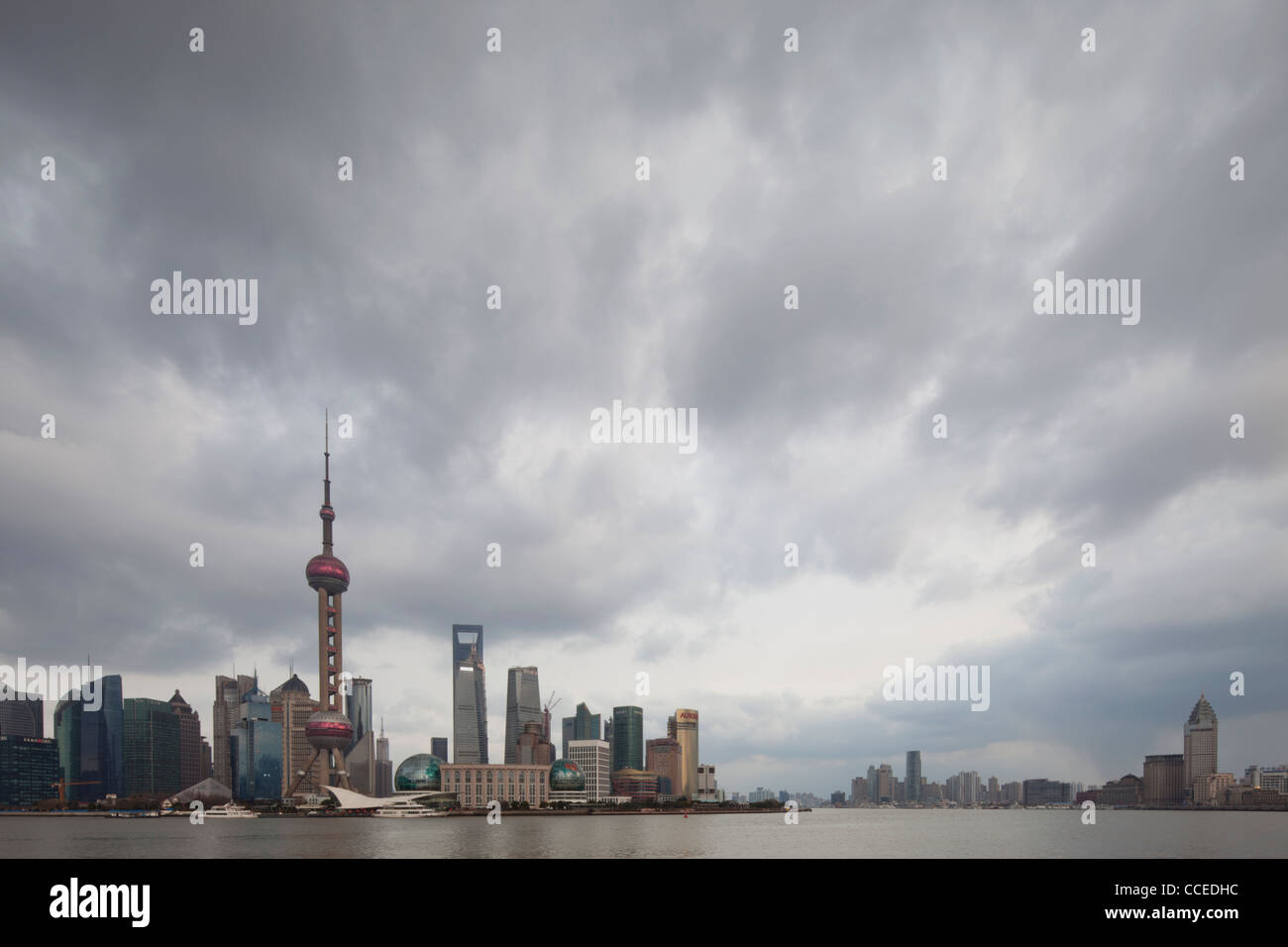 Shanghai skyline pudong sky clouds hi-res stock photography and images ...