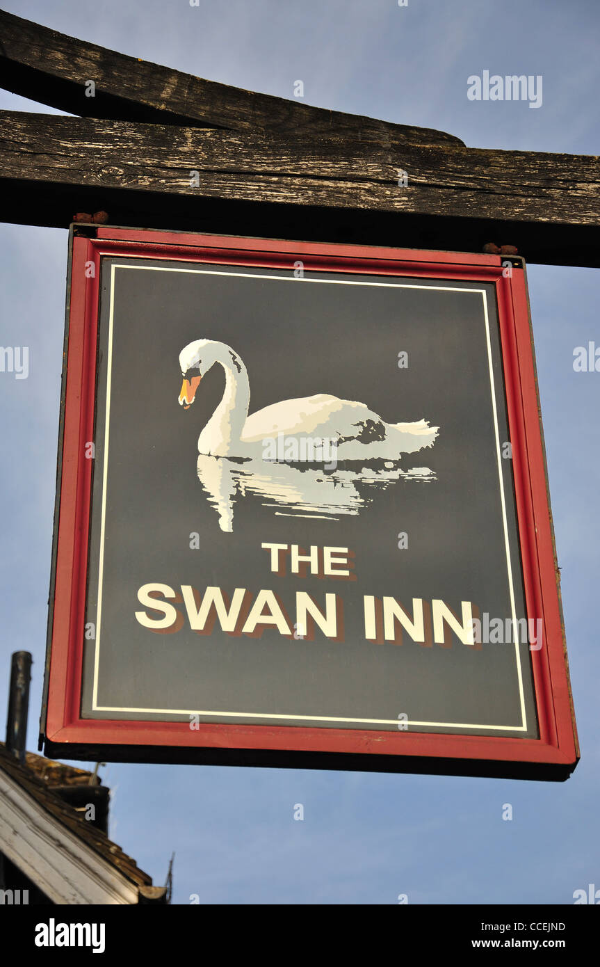 The Swan Inn, High Street, Haslemere, Surrey, England, United Kingdom Stock Photo