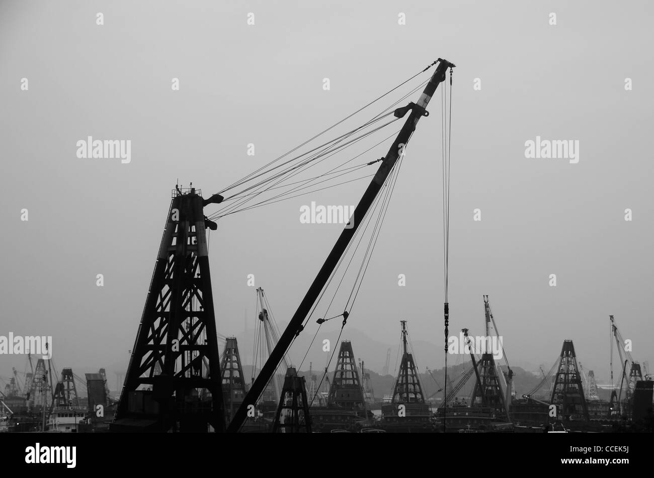 Construction cranes Black and White Stock Photos & Images - Alamy