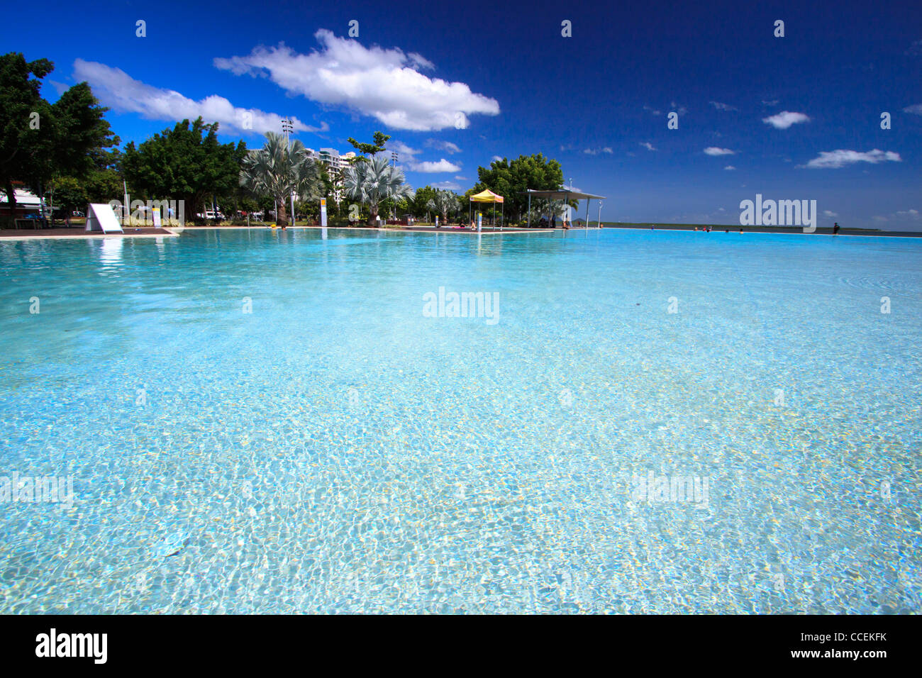 The beautiful Esplanade Lagoon pool in Cairns, far north Queensland ...
