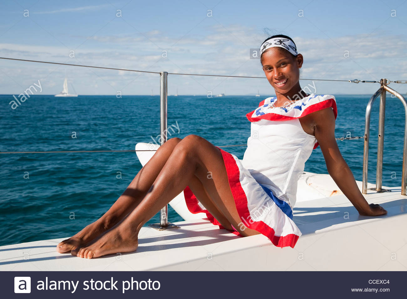 Dominican republic young girls naked photo 204