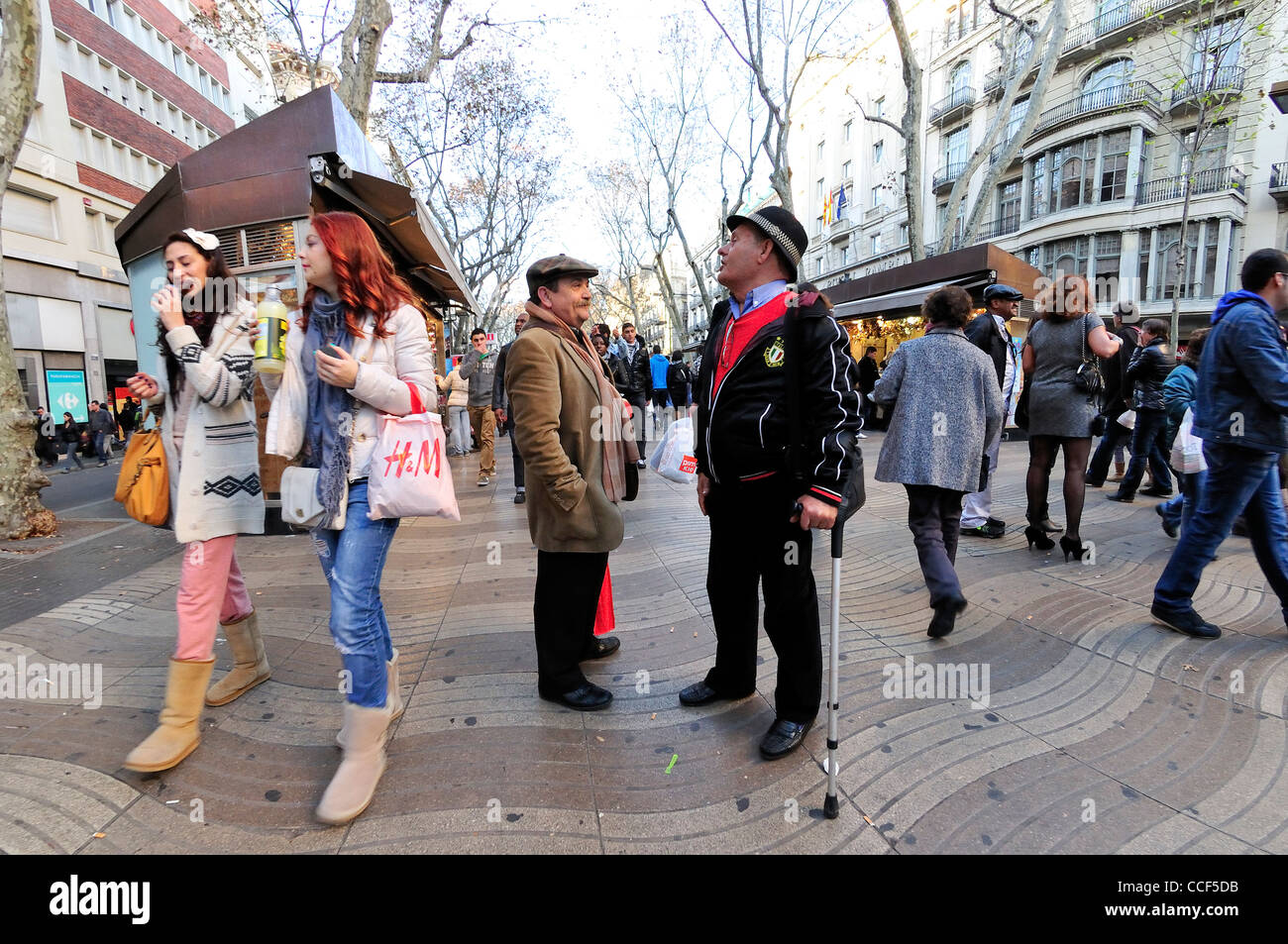 Barcelona, Spain. Two men talking in Las Ramblas Stock Photo - Alamy