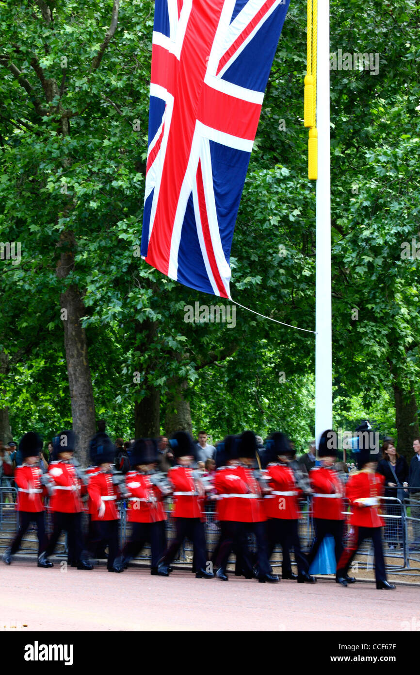 Irish Guards marching along Pall Mall during Trooping the Colour, London , England 2011 Stock Photo