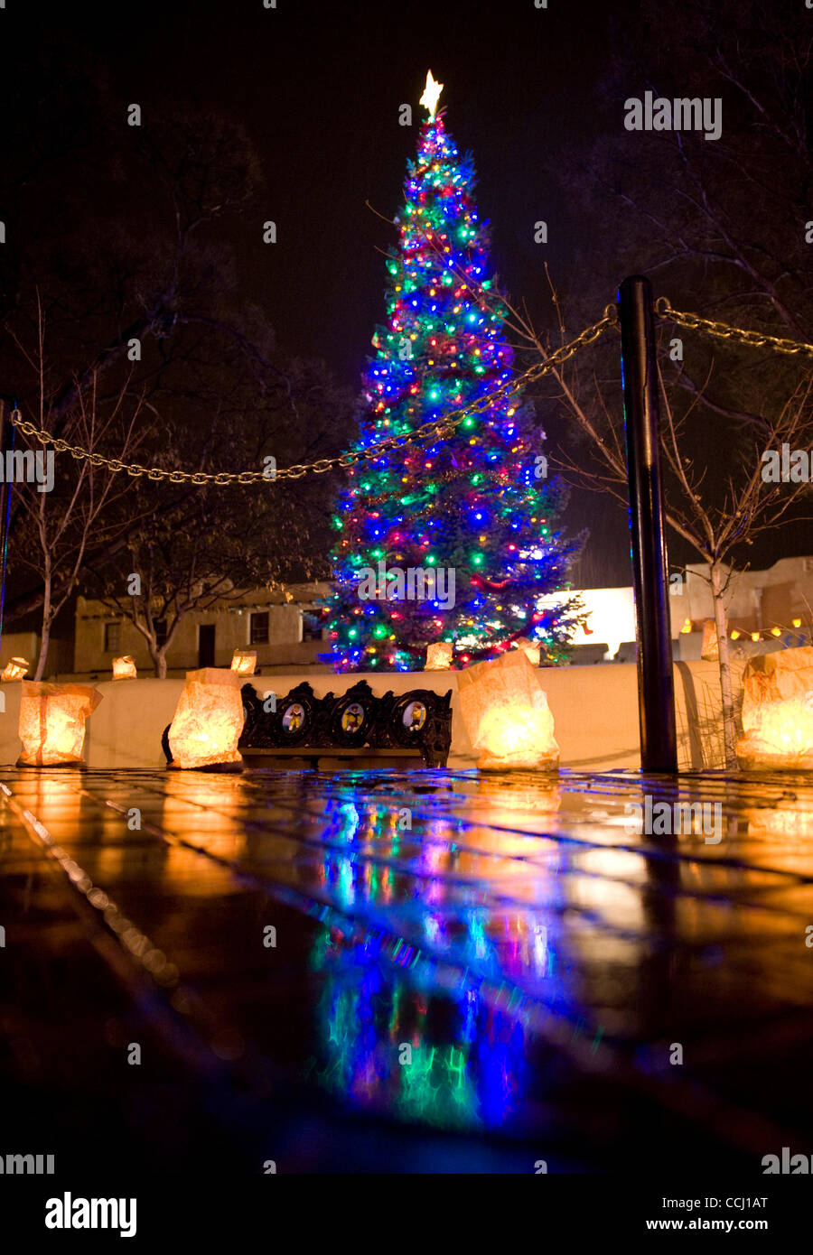 Taos Christmas Eve 2022 Taos New Mexico Christmas High Resolution Stock Photography And Images -  Alamy