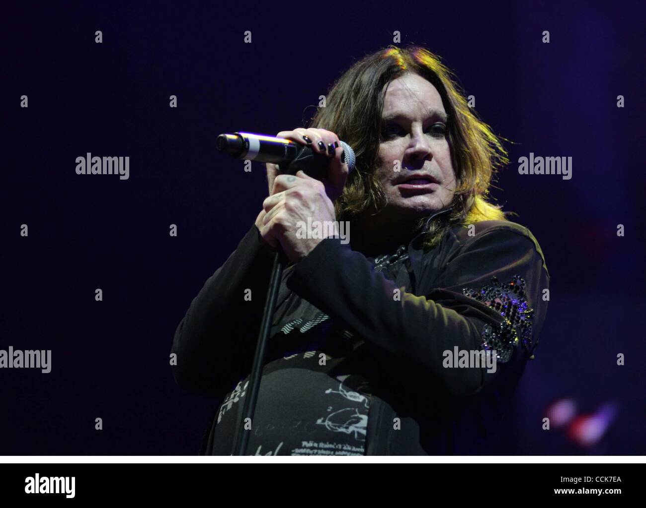 ozzy osbourne 2010 live