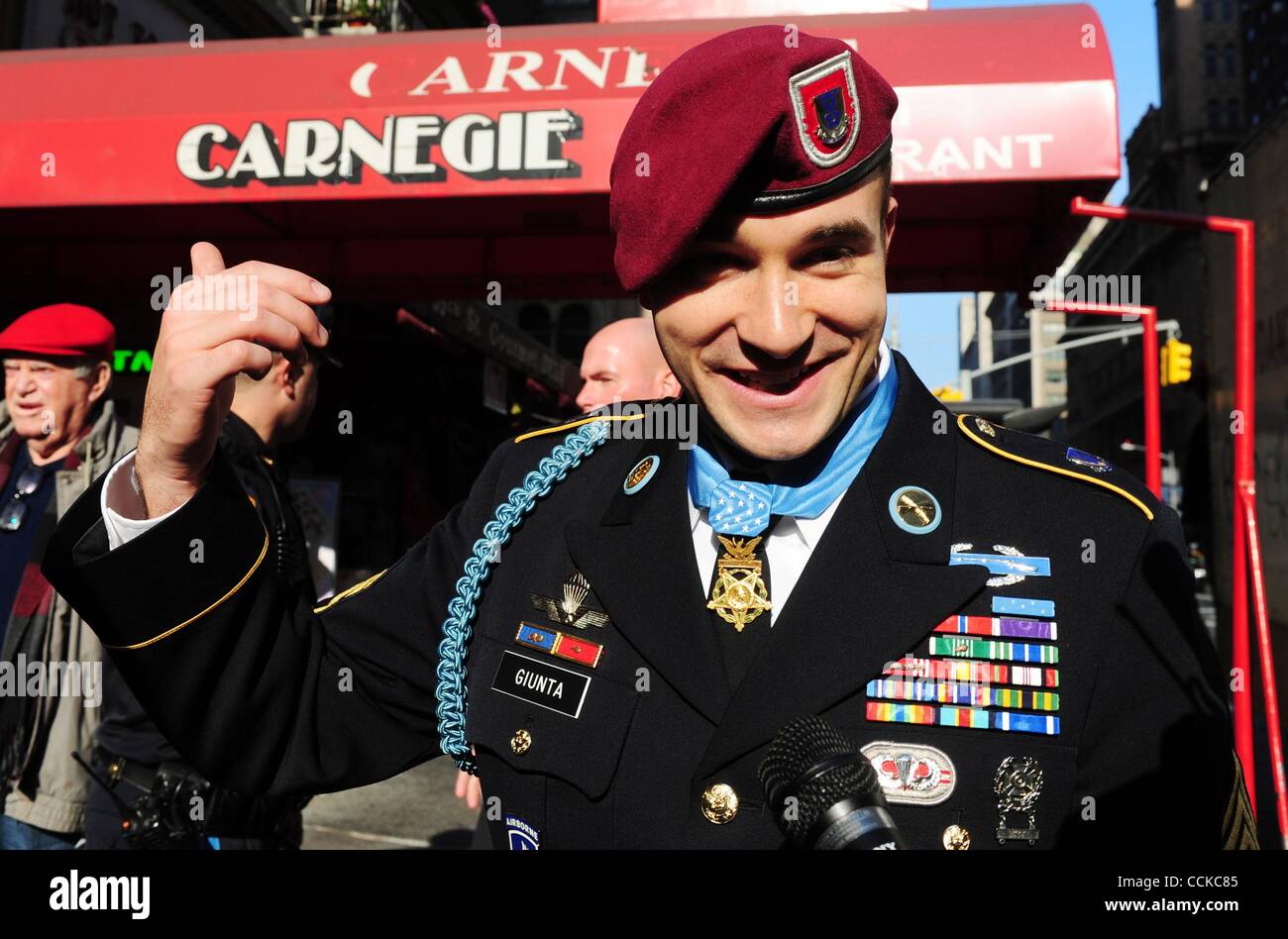 Army staff sgt salvatore giunta hires stock photography and images Alamy