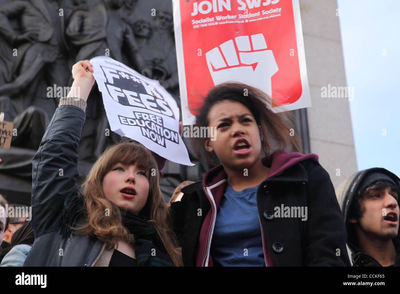 Nov 24, 2010 - London, England, United Kingdom - A student protest ...