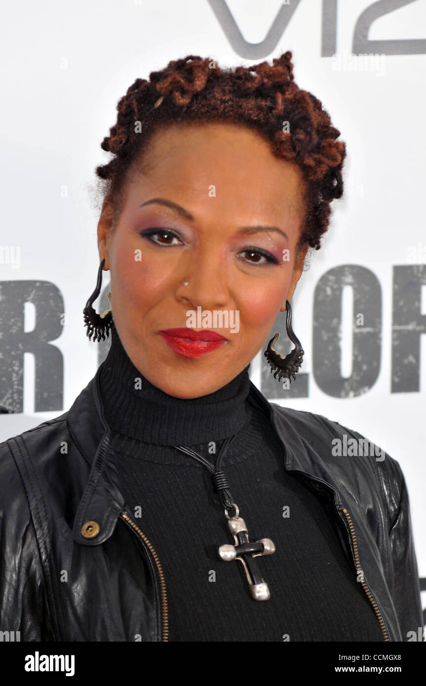 October 25TH, 2010, New York New York, USA-Singer, SIMONE, daughter of the late Nina Simone, at the New York premiere of “for Colored Girls” Simone is featured on the sound track “For Colored Girls”    (Credit Image: (c) Ricky Fitchett/ZUMA Press) Photographer: Ricky Fitchett Source: Ricky Fitchett  Stock Photo