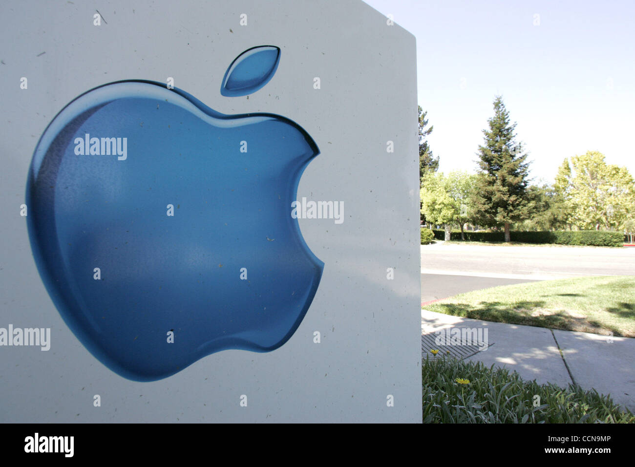 Sep 06, 2004; Cupertino, CA, USA; Apple Computer, manufacturers of the ...