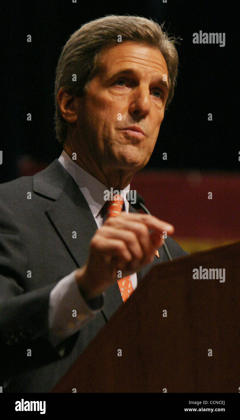 Sep 20, 2004; New York, NY, USA; Democratic Presidential candidate JOHN