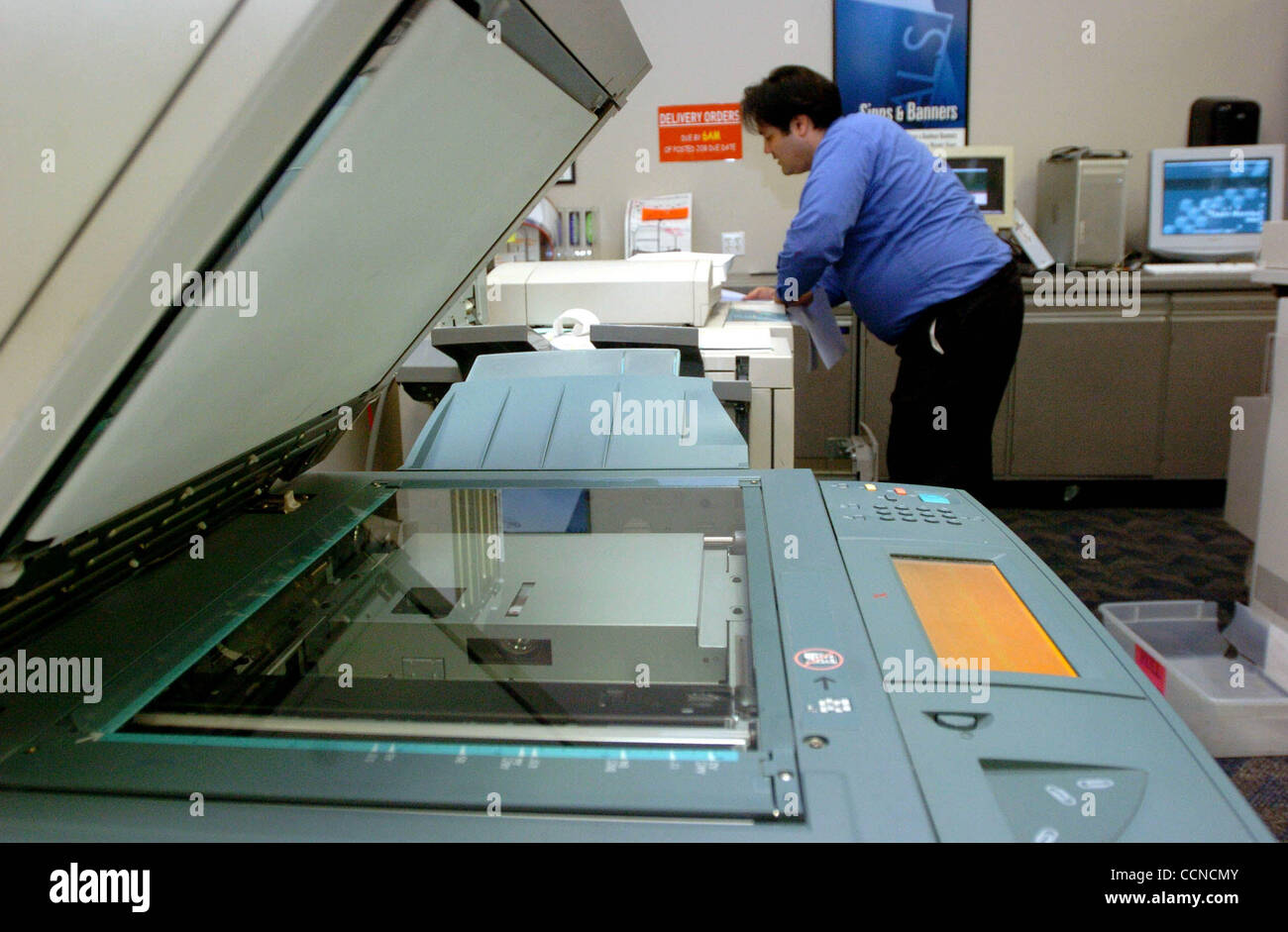 Kinkos hires stock photography and images Alamy