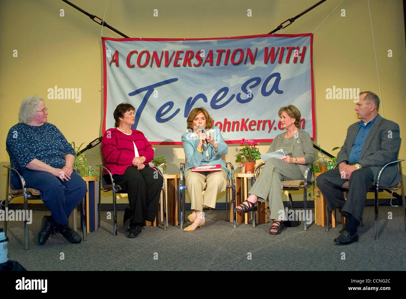 Teresa heinz kerry hires stock photography and images Alamy(04)
