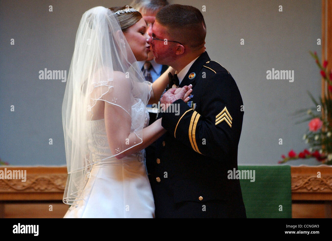 Jennifer hale hires stock photography and images Alamy