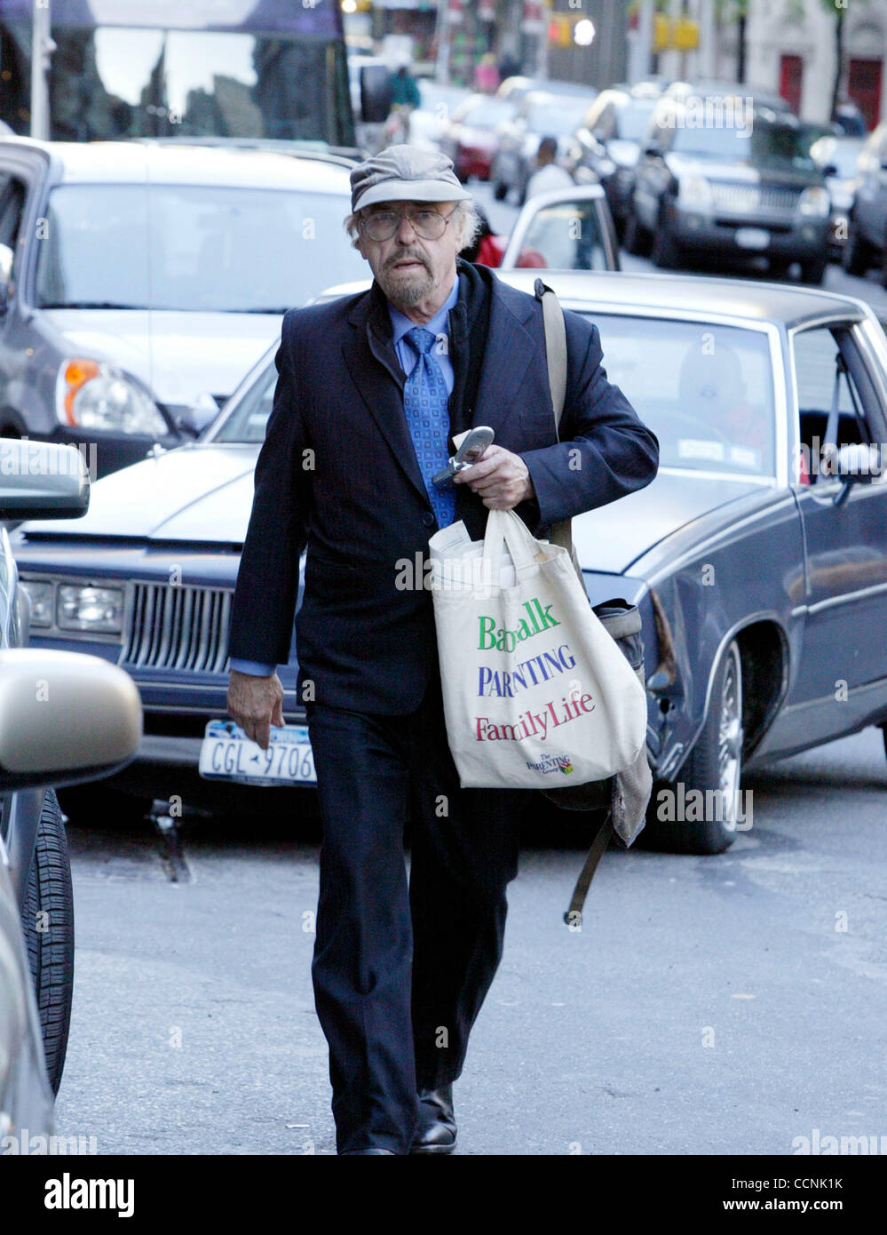 Oct 28, 2004; Manhattan, NY, USA; Actor Rip Torn walks down a city street after leaving Manhattan Criminal Court, Thursday, Oct. 28, 2004, in New York. Torn was found not guilty on the charge of driving while intoxicated from an incident in January when his car rammed the back of a cab in Manhattan. Stock Photo