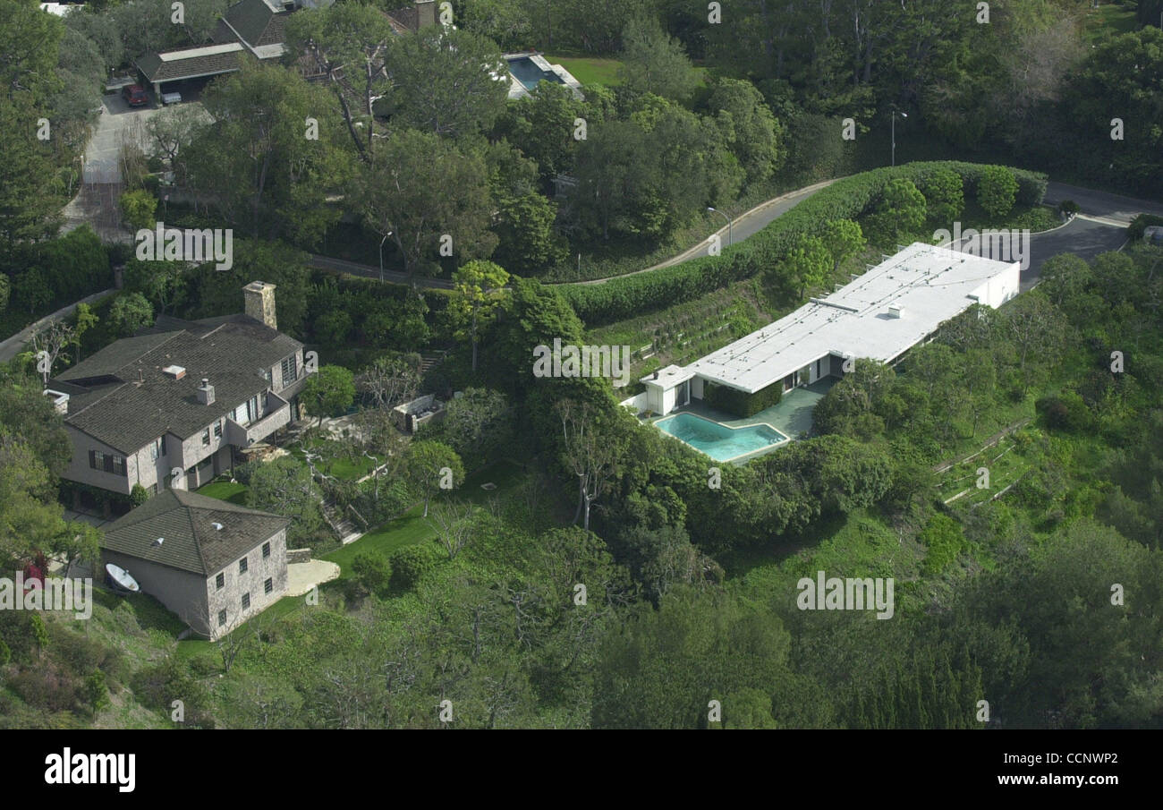 Jan 25, 2003; Beverly Hills, CA, USA; 'Tonight Show' host Jay Leno's these  two homes and two adjoining lots making up almost two acres of prime real  estate in the canyons of, image size:1300x905