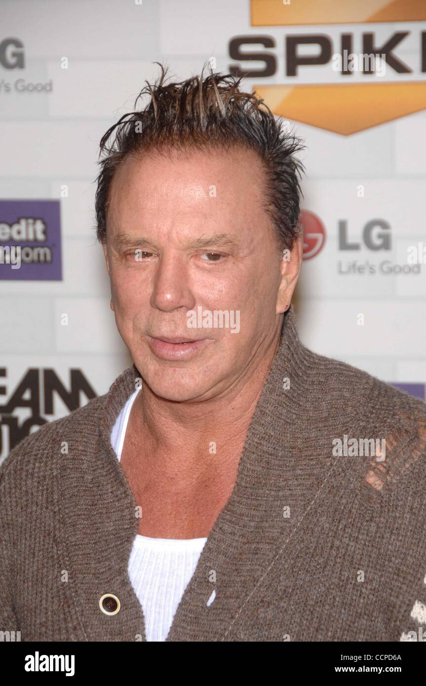 oct-16-2010-hollywood-california-us-mickey-rourke-during-spike-tvs-CCPD6A