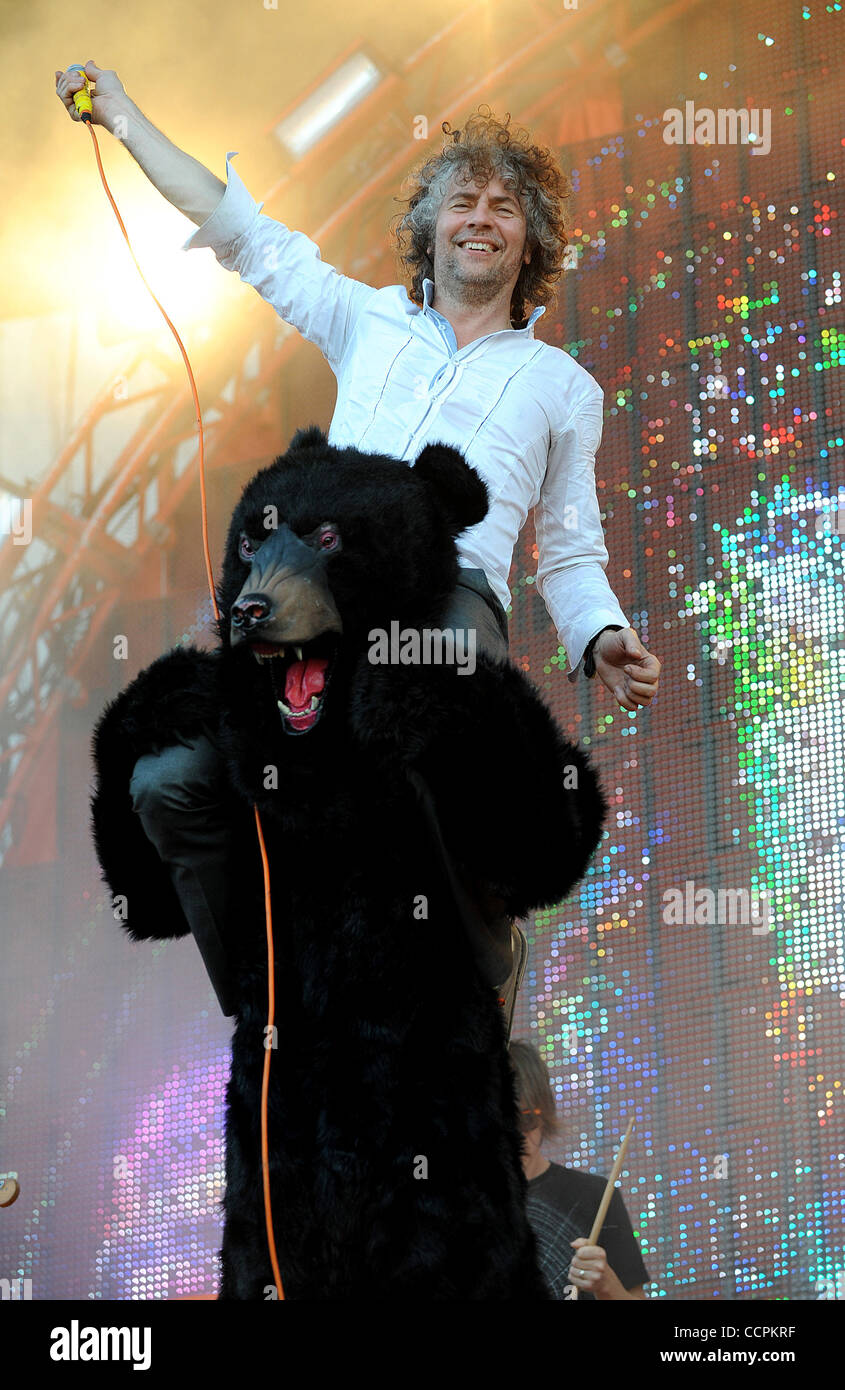 Oct 10, 2010 - Austin, Texas; USA - Singer WAYNE COYNE of The Flaming Lips performs live as part of the 2010 Austin City Limits Music Festival that took place at Zilker Park located in downtown Austin.  Copyright 2010 Jason Moore. (Credit Image: © Jason Moore/ZUMAPRESS.com) Stock Photo