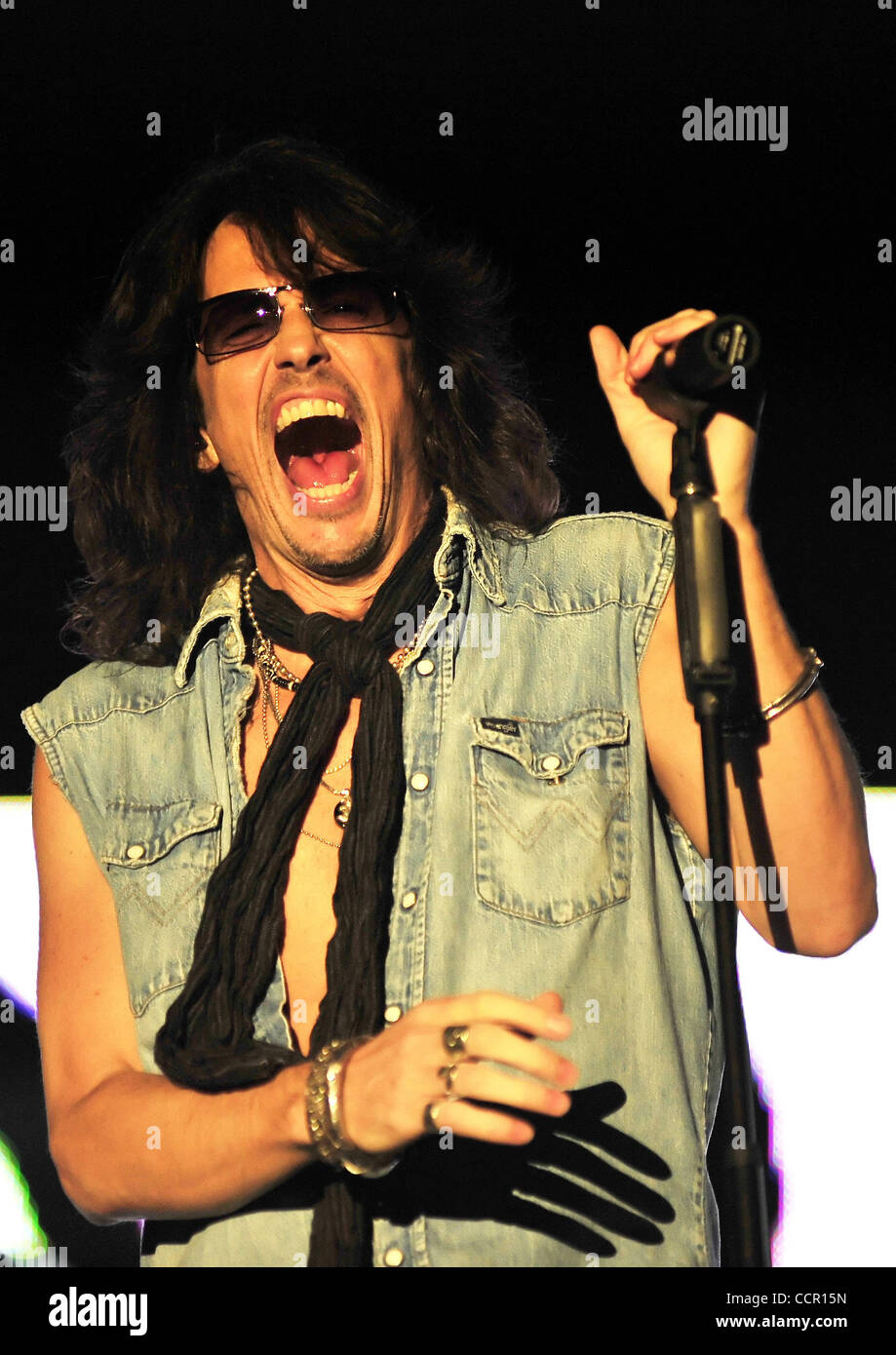 Kelly hansen hi-res stock photography and images - Alamy