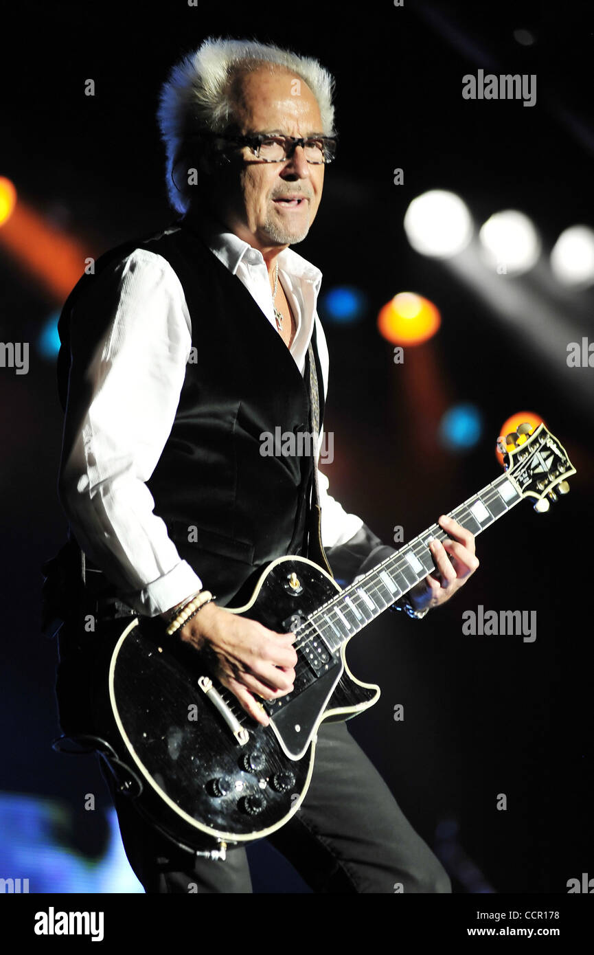 Mick Jones Of Foreigner High Resolution Stock Photography and Images