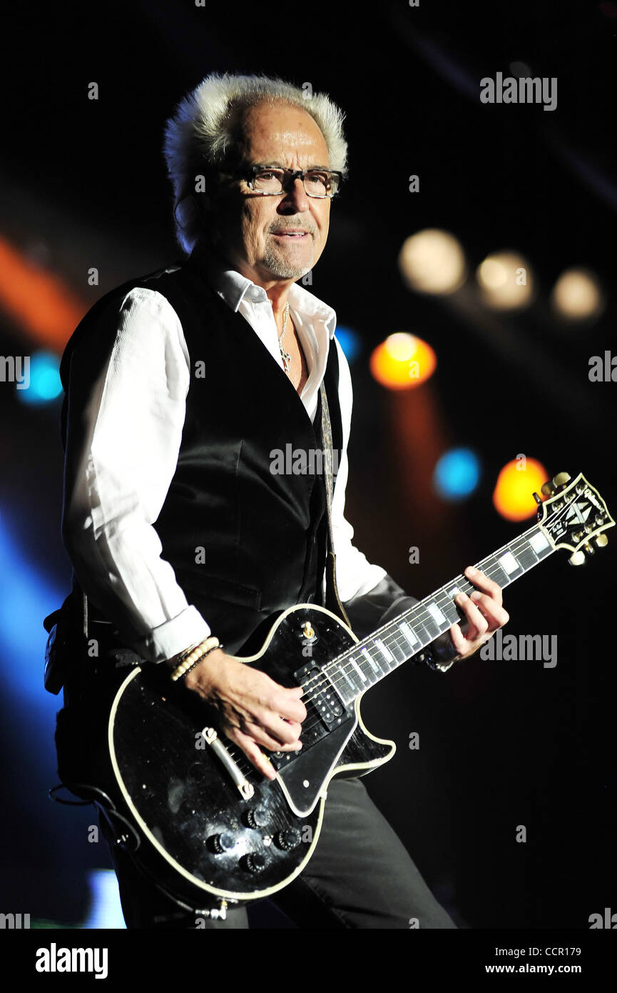 Lead Guitarist Mick Jones of the rock band Foreigner, during a live