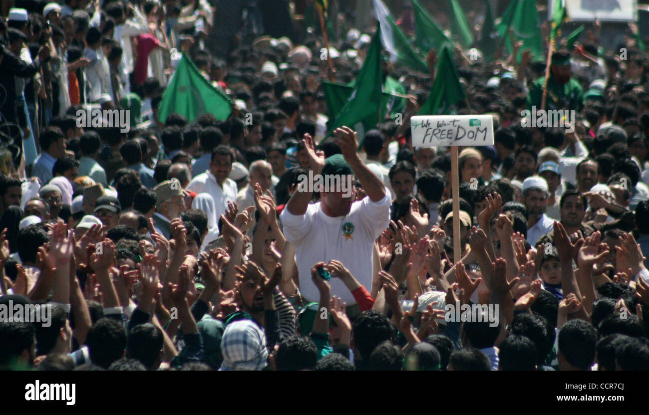 kashmiri muslim chanting pro freedom slogans during a separatist rally ...