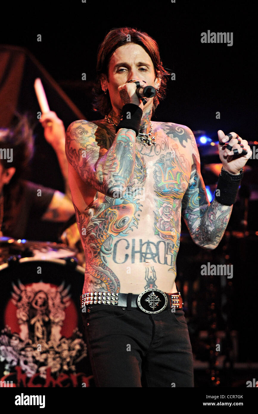 Josh todd hi-res stock photography and images - Alamy