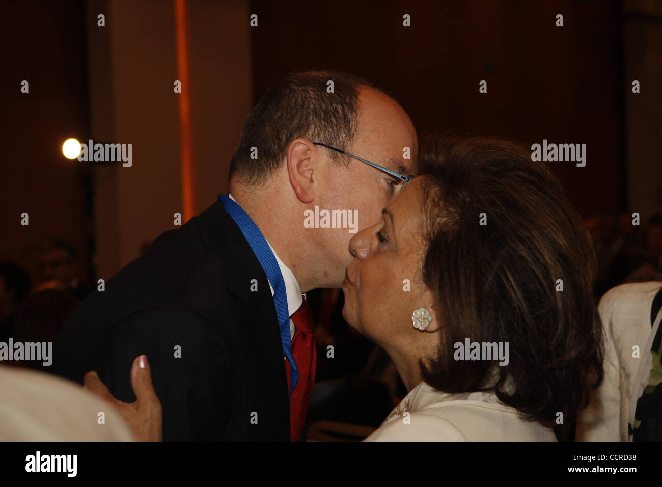May 18, 2010 - Athens, Greece - H.S.H Prince ALBERT II of Monaco(L) with HRH Crown Princess Katherine of Serbia(R) at the 3rd Annual Climate and Energy security summit for Southeast Europe and the Mediterranean organised from Financial Times. (Credit Image: © Aristidis Vafeiadakis/ZUMApress.com) Stock Photo