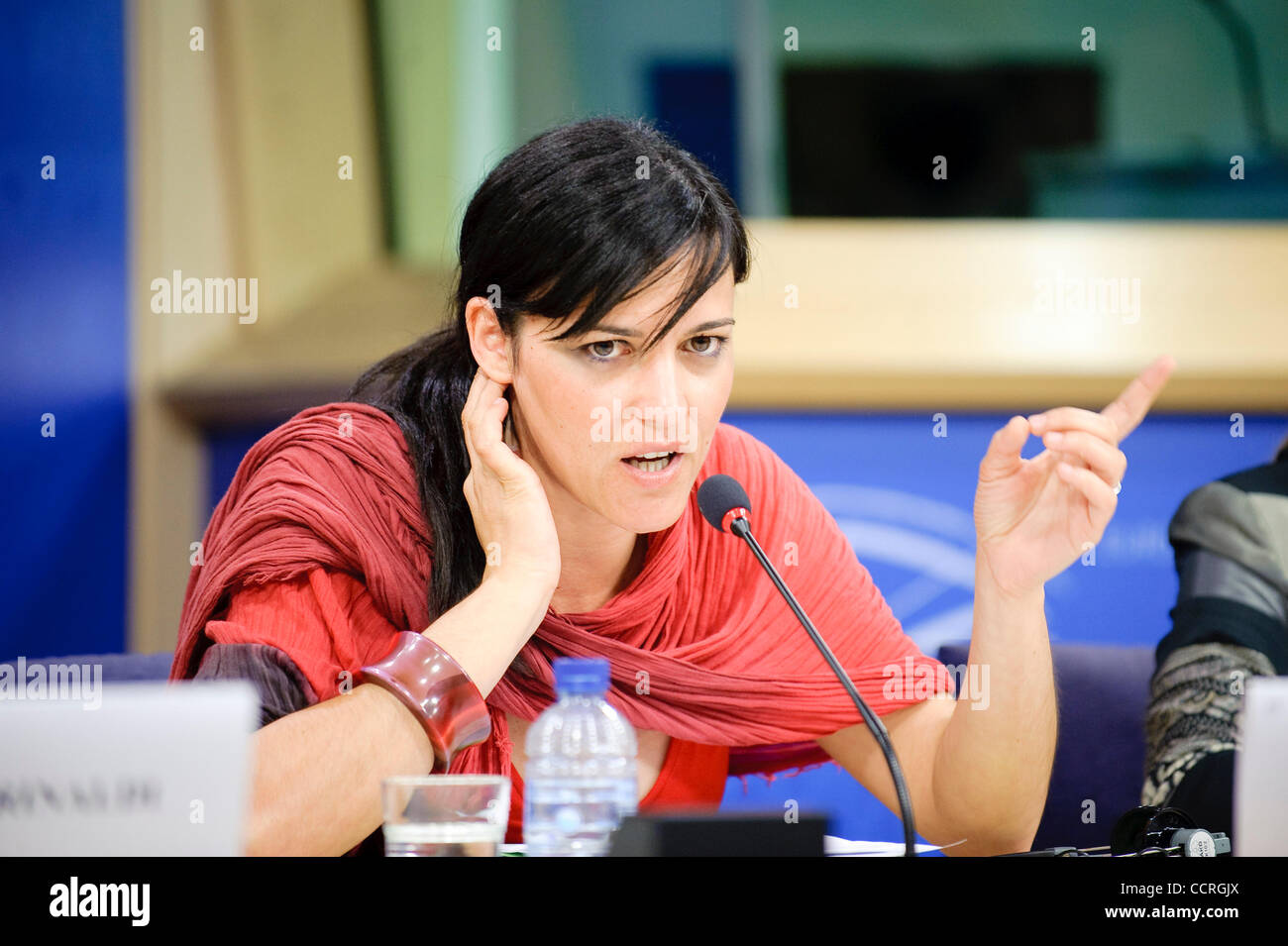 Member of European (MEP) Marisa MATIAS during press