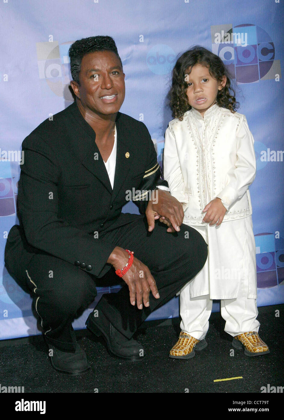 Apr. 4, 2004 - Hollywood, California, U.S. - K36469EG.MOTOWN 45TH ANNIVERSARY SHOW AT SHRINE AUDITORIUM, LOS ANGELES, CALIFORNIA.04/04/2004 .  /E.G.I./   2004.JERMAINE JACKSON AND SON.(Credit Image: Â© Ed Geller/Globe Photos/ZUMAPRESS.com) Stock Photo