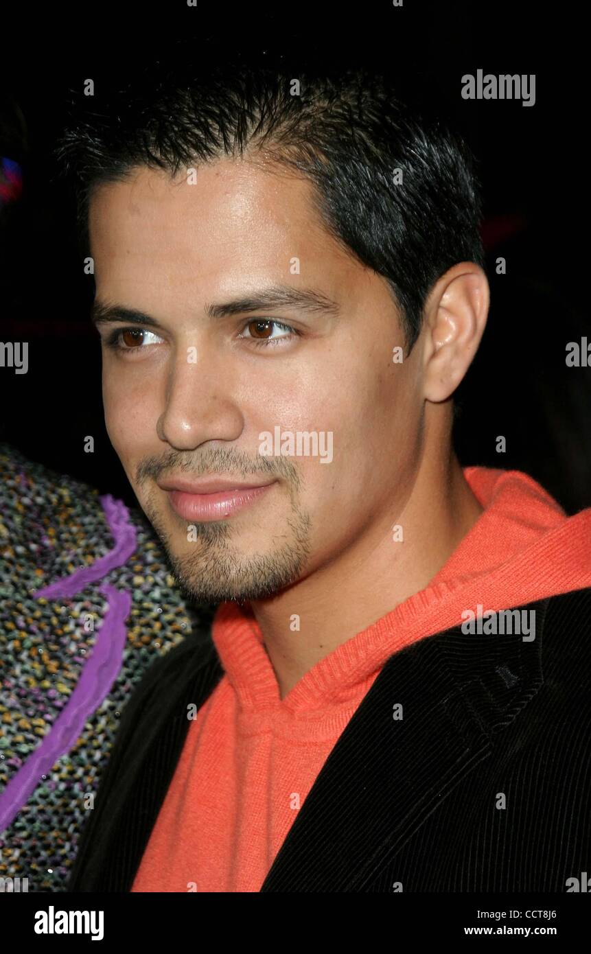 Oct. 6, 2004 - Hollywood, California, U.S. - K39615EG.FRIDAY NIGHT LIGHTS WORLD PREMIERE AT CRAUMAN'S CHINESE THEATER, HOLLYWOOD, CALIFORNIA .10/06/04.  /E.G.I./   2004.JAY HERNANDEZ(Credit Image: Â© Ed Geller/Globe Photos/ZUMAPRESS.com) Stock Photo