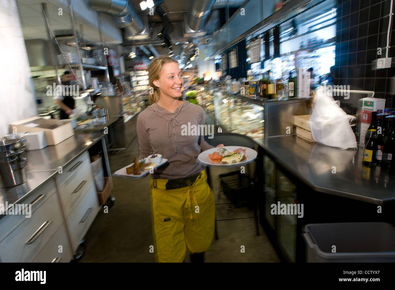 Deli Clerk High Resolution Stock Photography and Images Alamy