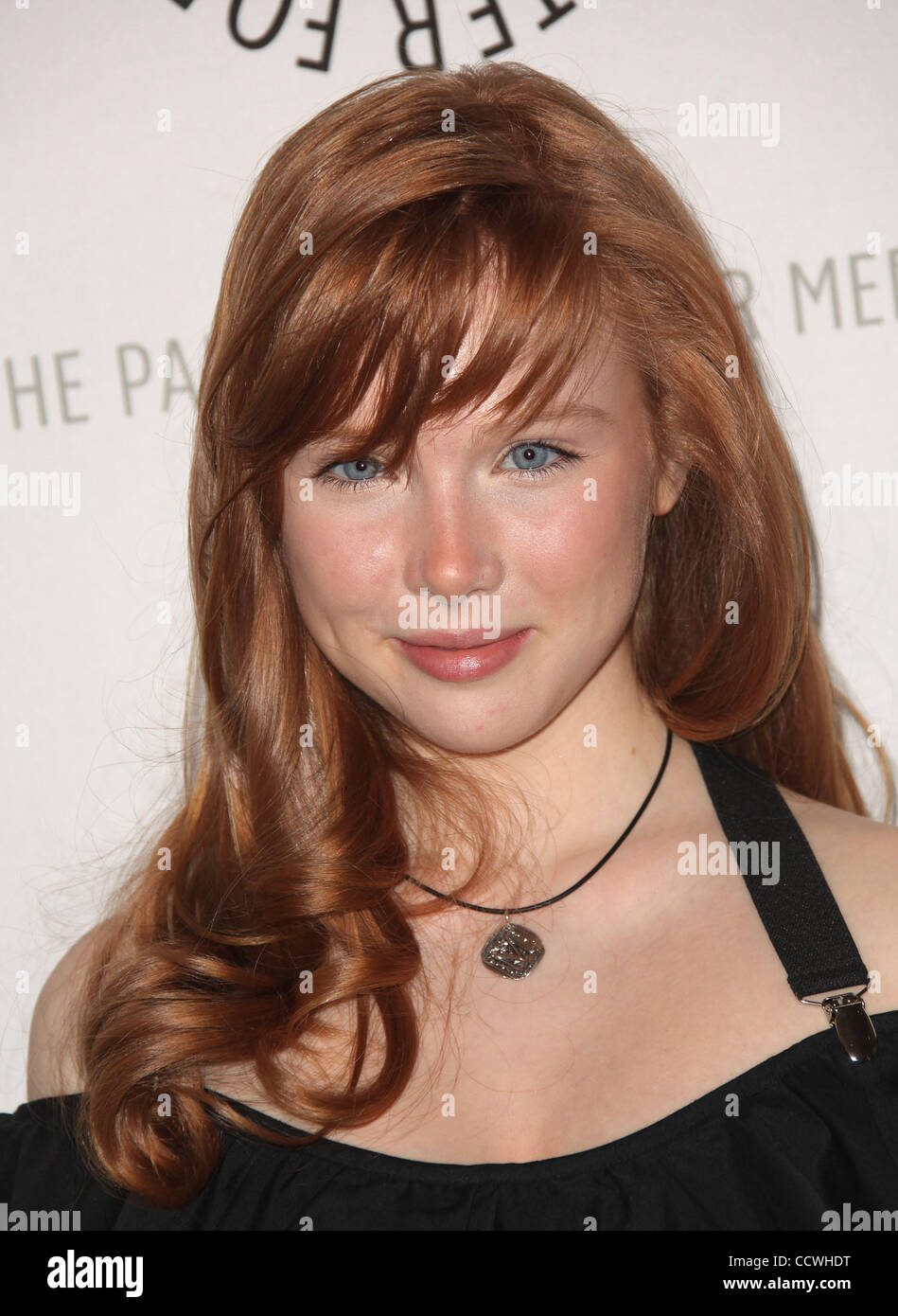 Mar 16, 2010 - Beverly Hills, California, USA - Actress MOLLY QUINN