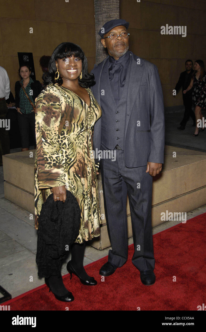 Apr. 19, 2010 - Hollywood, California, U.S. - LaTanya Richardson and ...