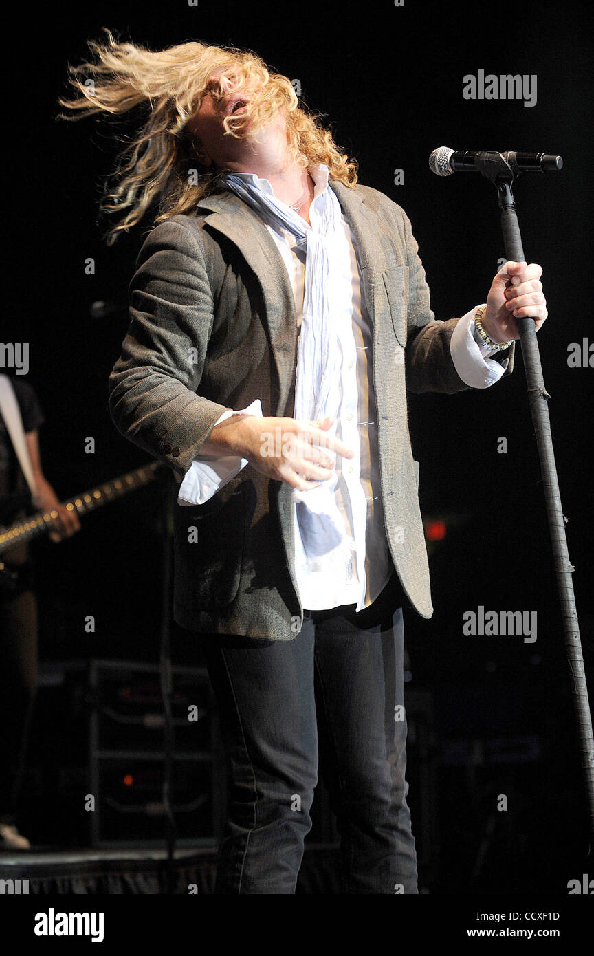 Ed Roland Singer 6120 hi-res stock photography and images - Alamy