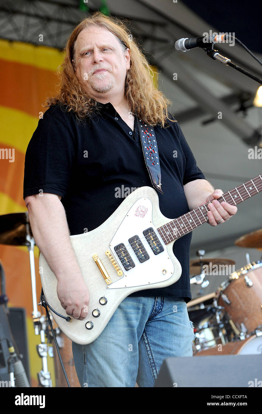 Apr 29, 2010 New Orleans, Louisiana; USA Singer / Guitarist WARREN
