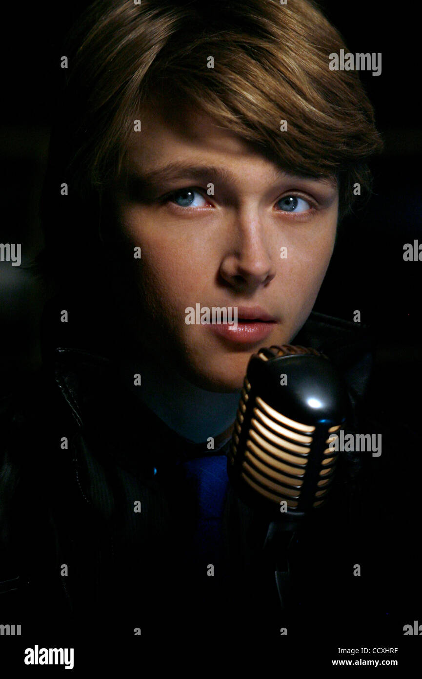 Sterling Knight – Movies, Bio and Lists on MUBI
