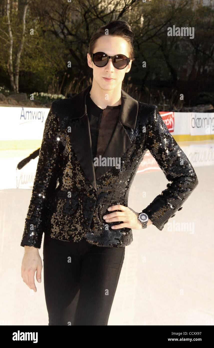 Apr 05, 2010 New York, New York, USA Ice skater JOHNNY WEIR attends