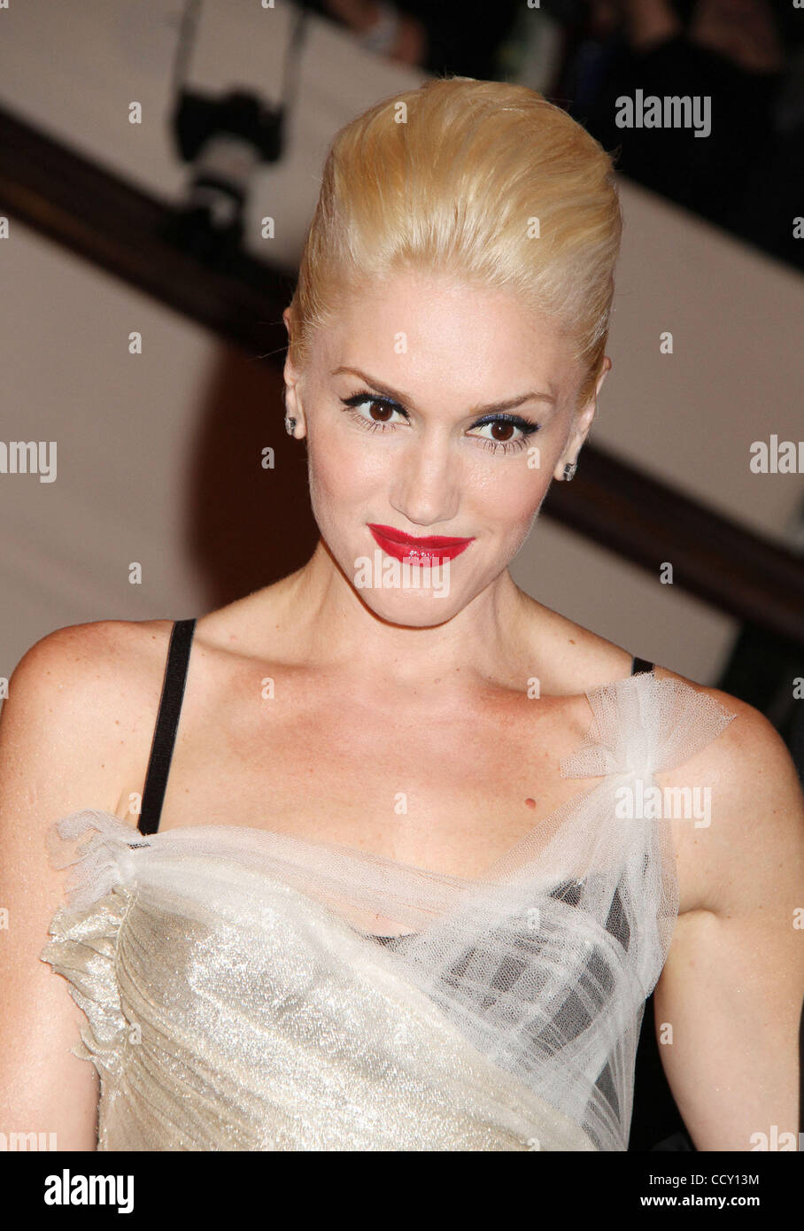 Gwen Singer Nude Photos 4 Gwen Singer Nude Photos 4