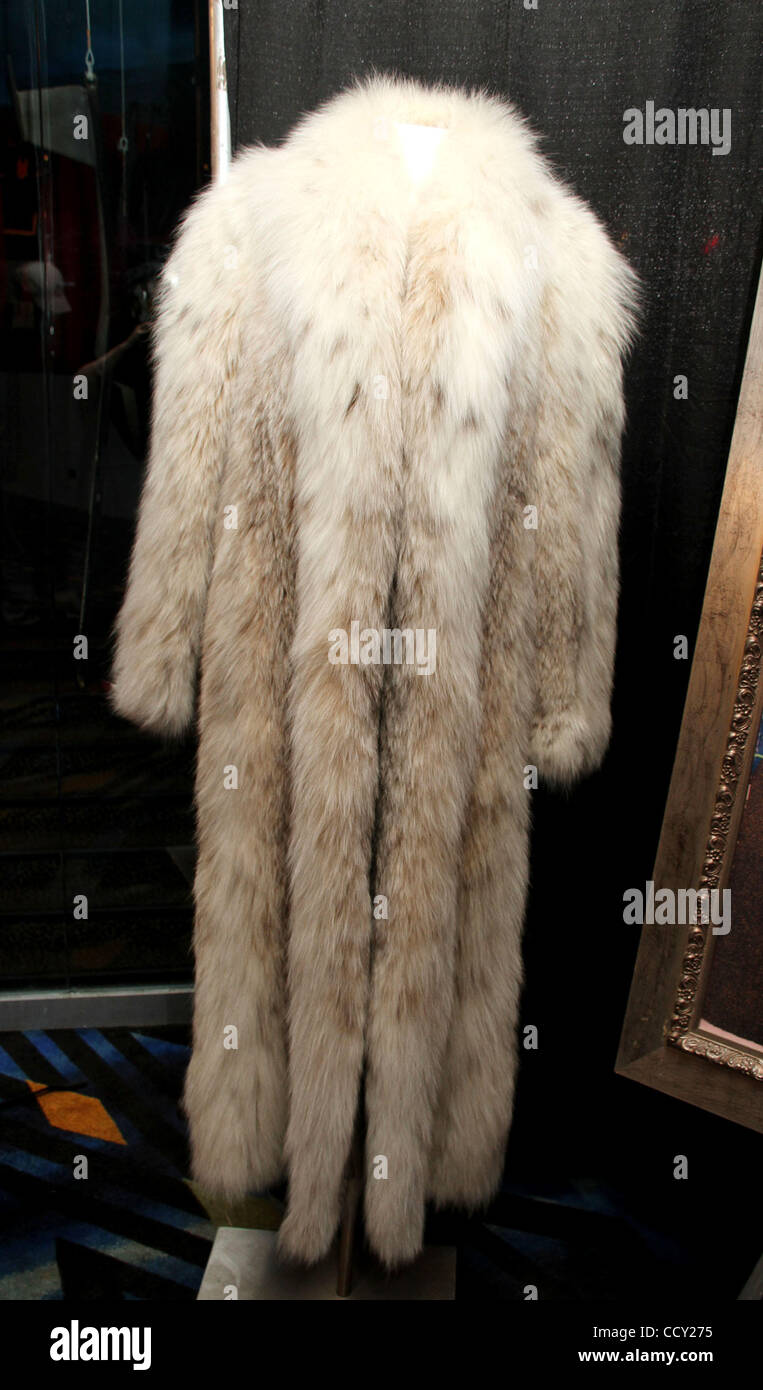 Neiman marcus fox fur hotsell coat