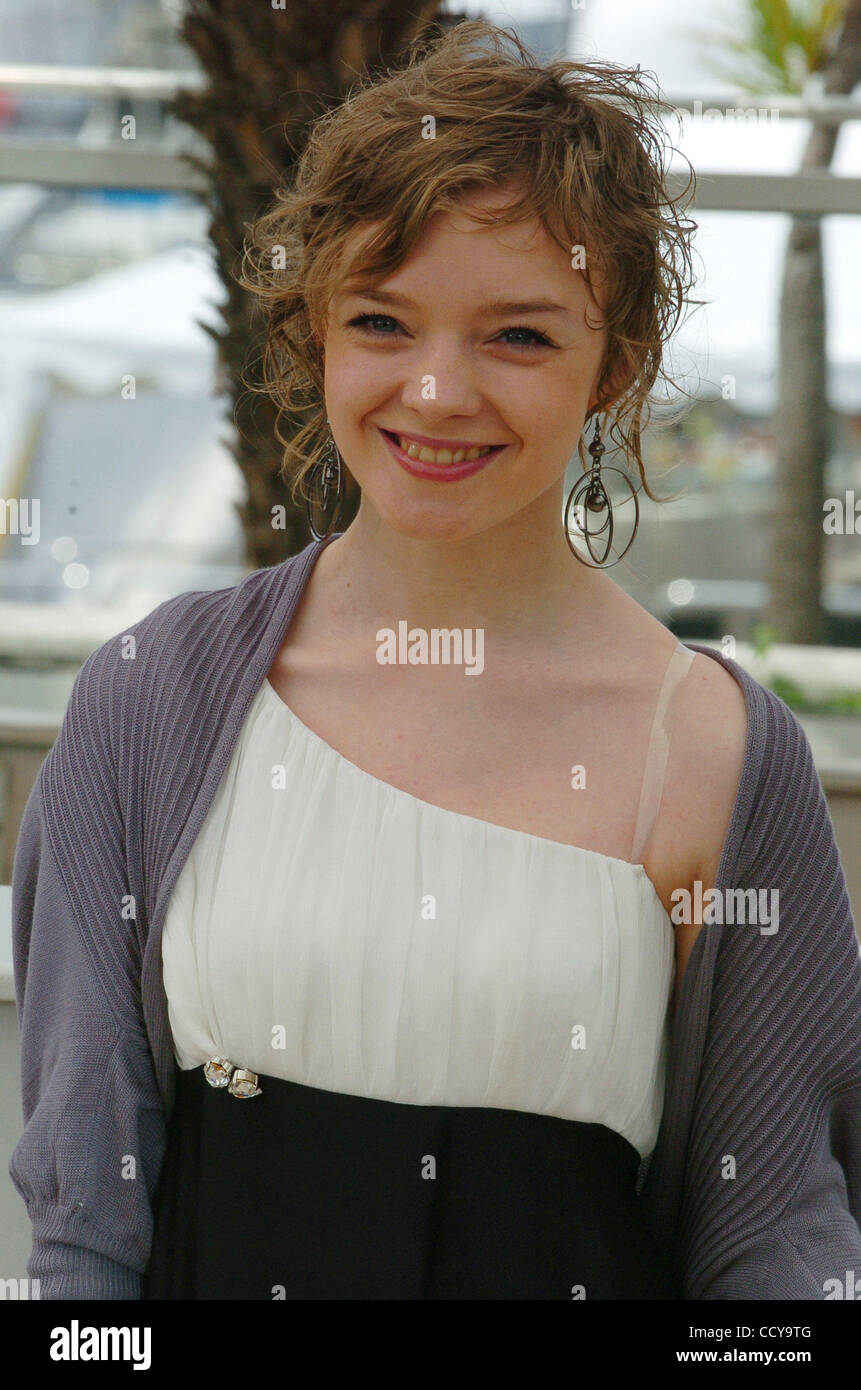 Бляды жетілген орыс әйел көрші