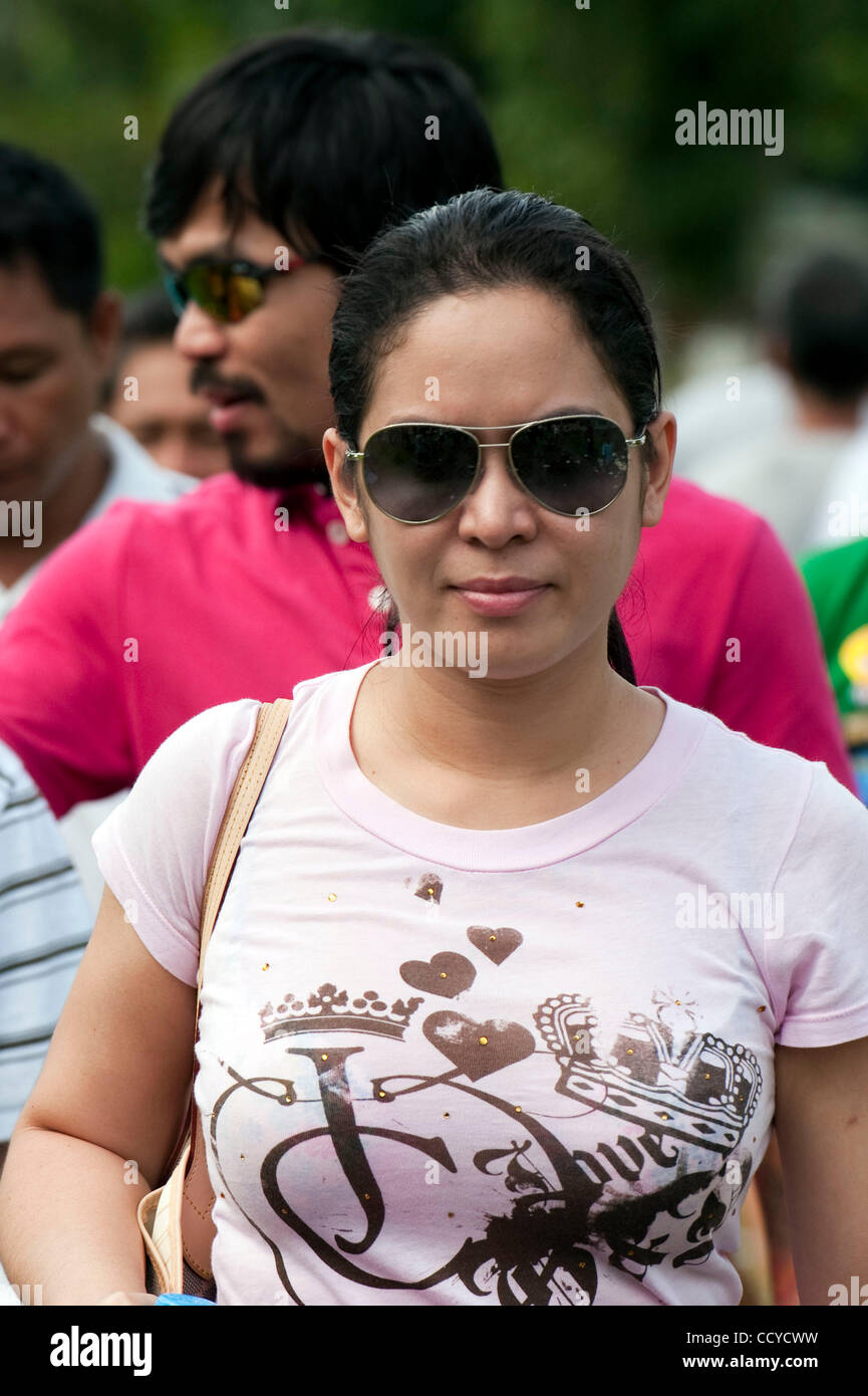 May 09, 2010 - Kiamba, Sarangani, Philippines - Jinkee Jamora wife of the boxing champion Manny Pacquiao  during the Philippine national and local elections on 10 May 2010 in Kiamba, Sarangani Philippines..Manny Pacquiao is running for the congressman..For the first time some 50 million Filipinos wi Stock Photo